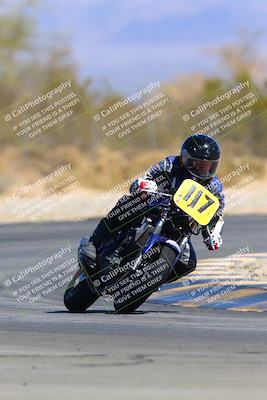 media/Mar-12-2022-SoCal Trackdays (Sat) [[152081554b]]/Turn 2 (1145am)/